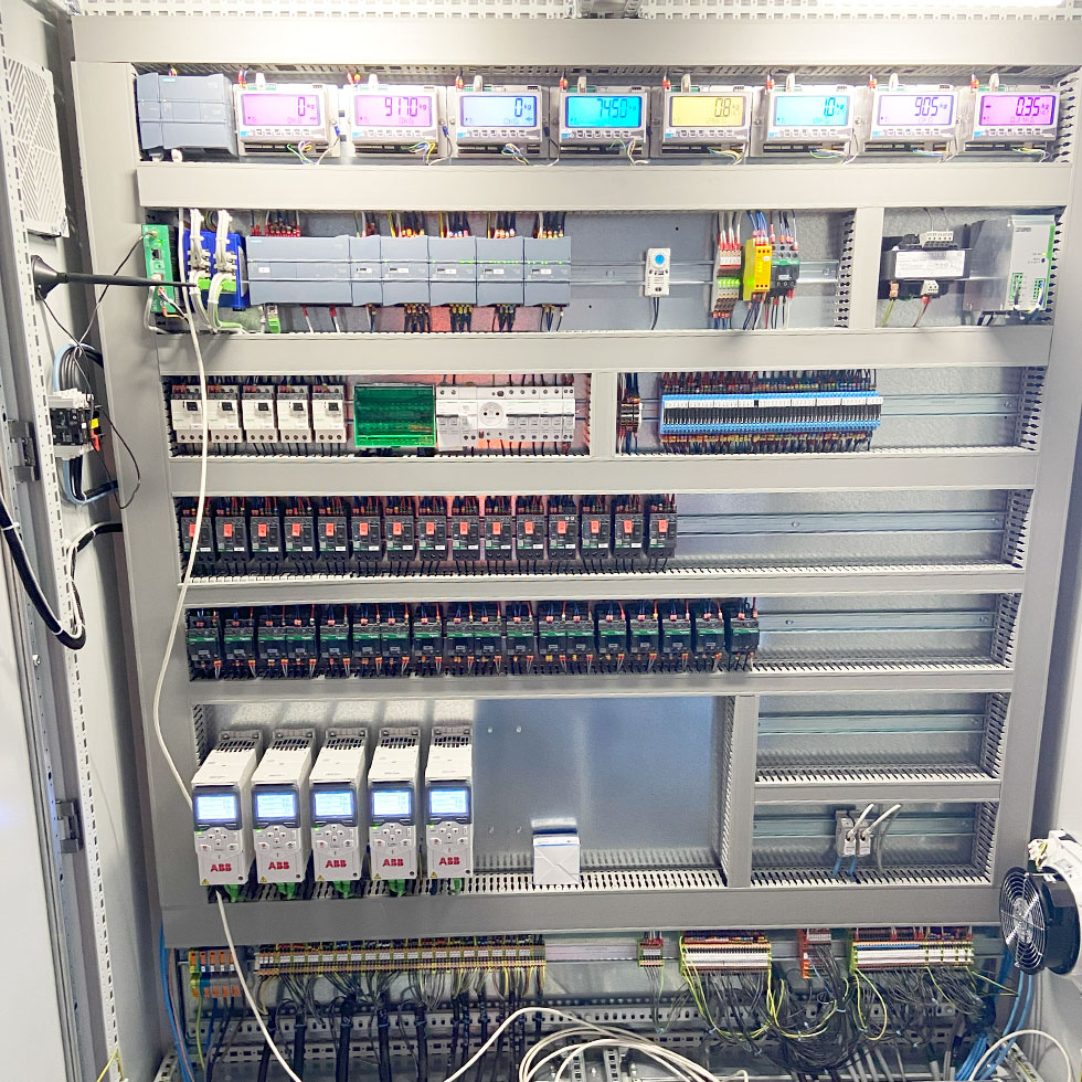 Armoire de pilotage de process complet chimique