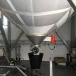 Silo de calcaire équipé d'un système de déchargement