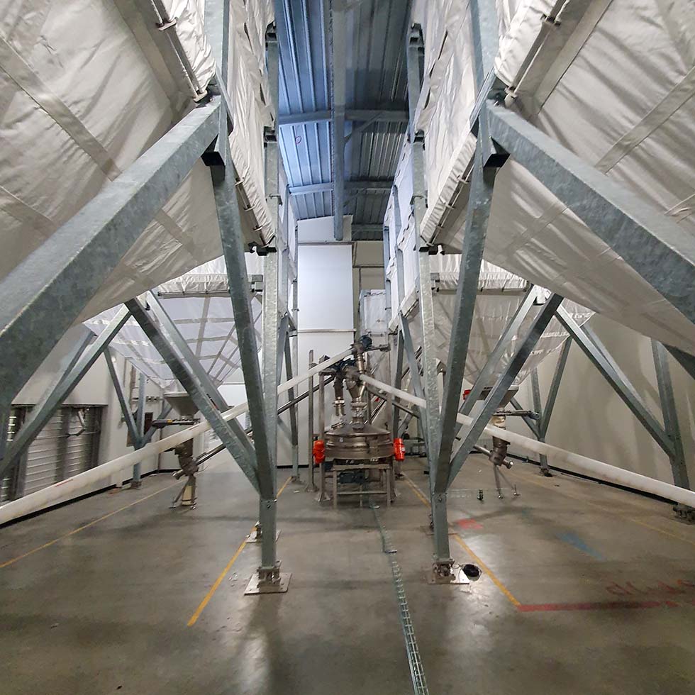 Silos souples avec pesées pour stockage de farine
