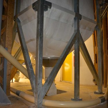 Structure en acier galvanisé pour silo farine modulable