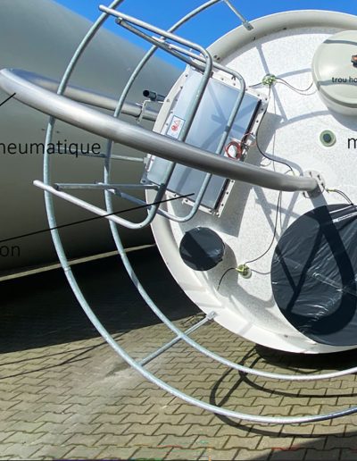 Un silo composite en résine isophtalique