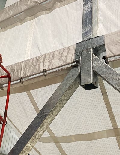 Pieds de silo divisés en trois sections pour faciliter le montage