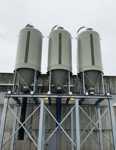 Installation de 3 silos de stockage des carnasses