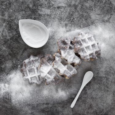 Le sucre glace est utilisé comme décoration