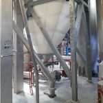 Système de vis souple pour le transport de granulés depuis un silo souple